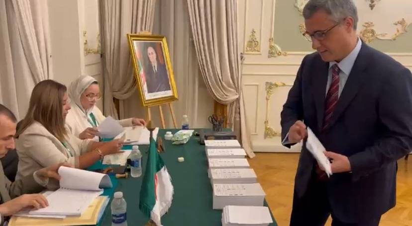 Voting begins in Algerian Embassy in Egypt